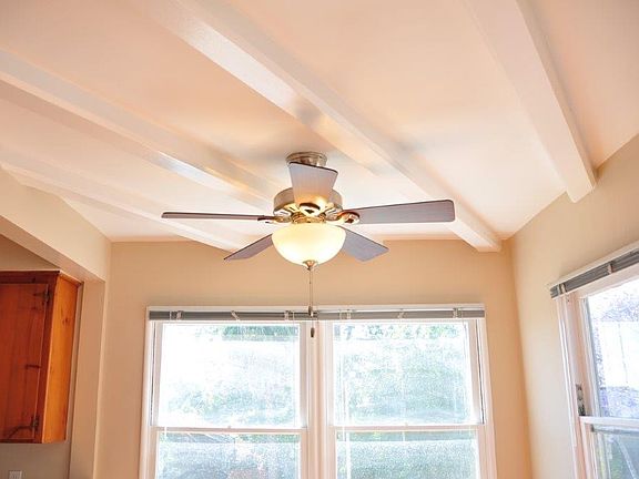 4th image of 1220 N Harper Ave APT 6