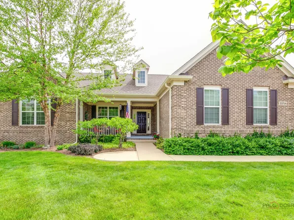 23734 N Sanctuary Club Dr, Kildeer, IL 60047