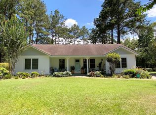 1106 Robin Dr, Thomasville, GA 31792