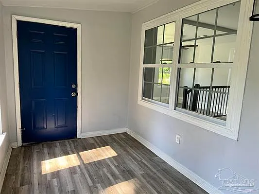 6130 Syrcle Ave — Photo 5