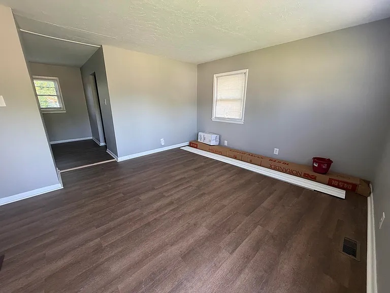 1861 Dunkirk Dr — Photo 5