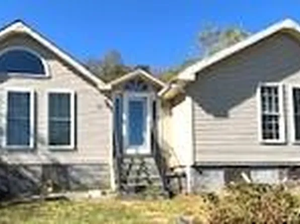 865 Gravel Lick Rd, Castlewood, VA 24224