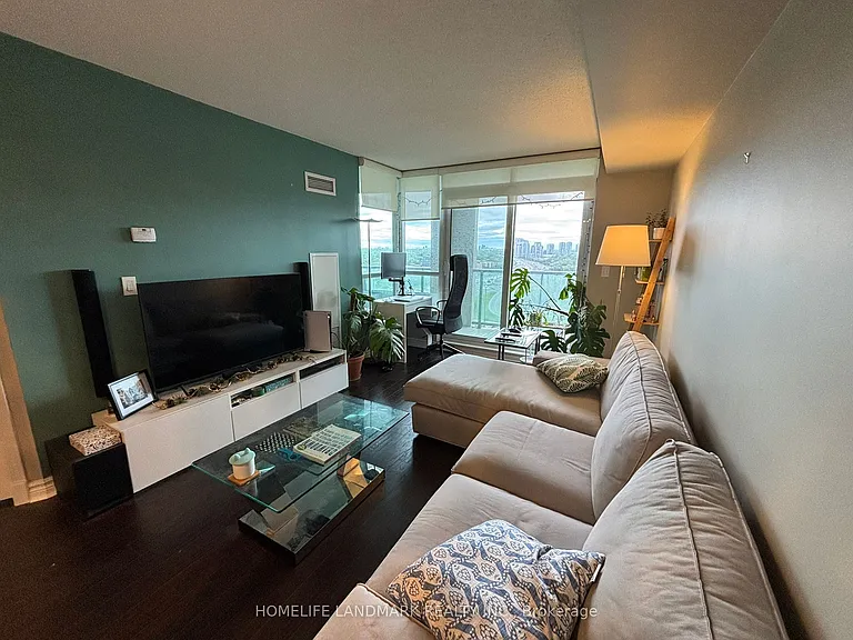 17 Barberry Pl #1611 — Photo 12