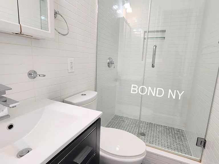 307 Mott St #1C — Photo 4