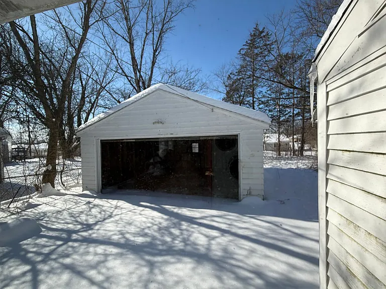 3717 Nevada Ave — Photo 7
