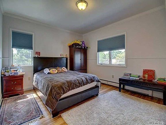 5th image of 1725 Union Ave
