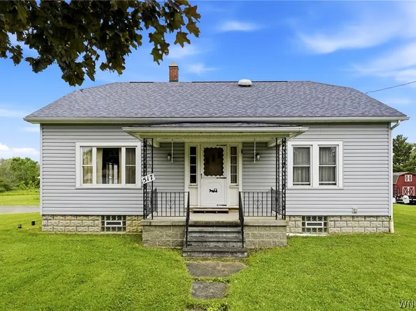 517 Lake Ave, Lancaster, NY 14086