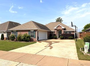 1580 Hawthorne Ln, Prattville, AL 36066