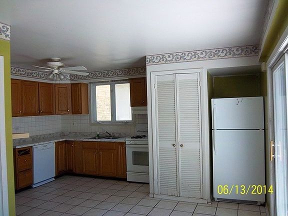 5th image of 4308 Dubois Ave