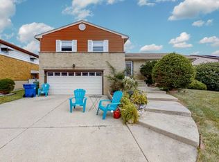 721 Sherman Ave, Melrose Park, IL 60160
