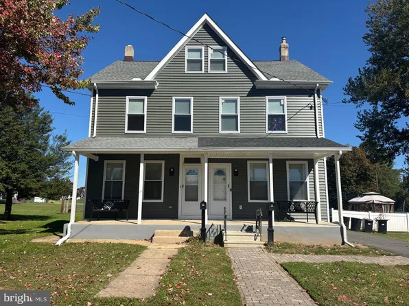 4 Carrigg Ave, Ewing, NJ 08628