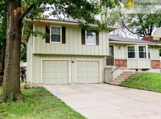 611 E Whitney St, Olathe, KS 66061