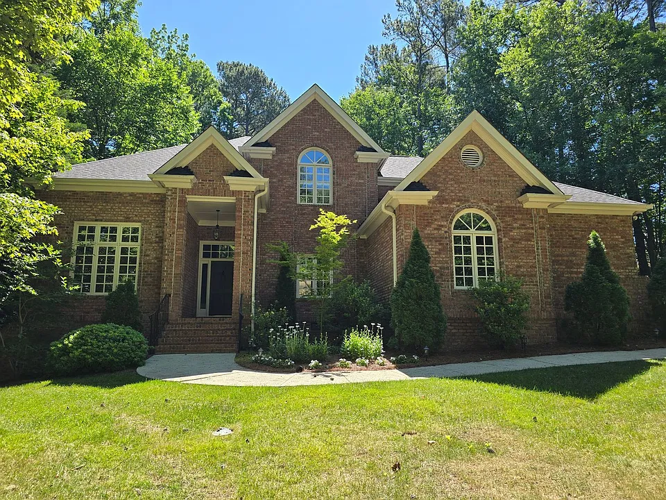 102 Eyemouth Ct