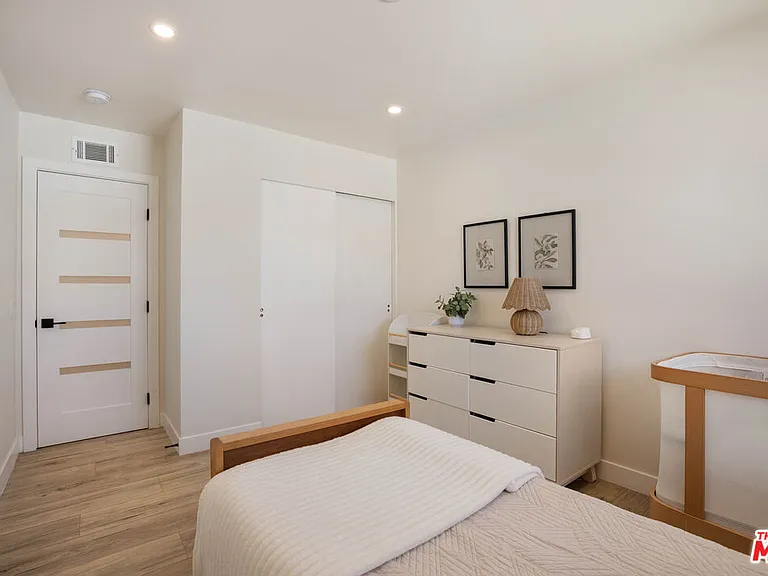 12831 Red Hill Ave — Photo 28