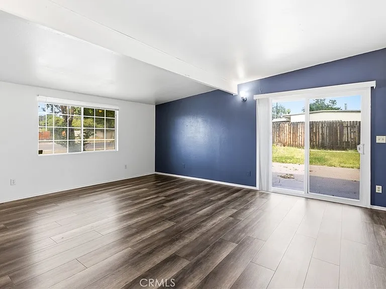 40861 Whittier Ave — Photo 17