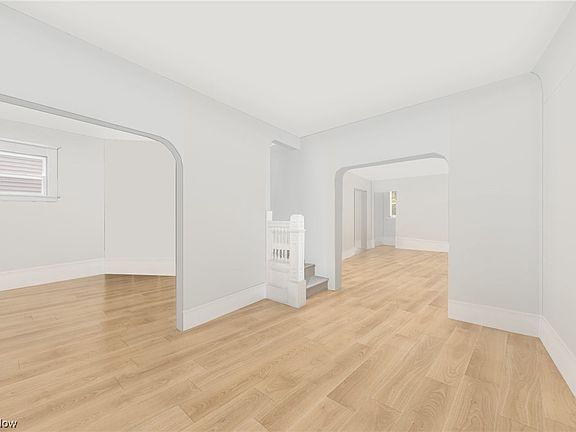 5th image of 1578 E 86th St