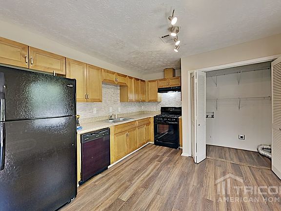 4th image of 3638 Mansfield Ln