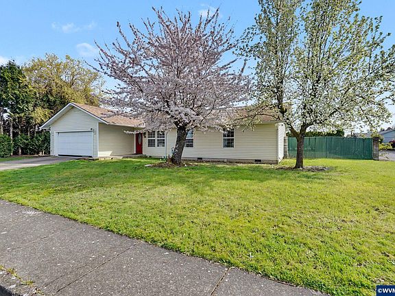 3rd image of 720 Del Mar Dr