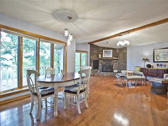 4th image of 23 Pembroke Ln