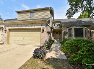 711 Campbell St, Geneva, IL 60134