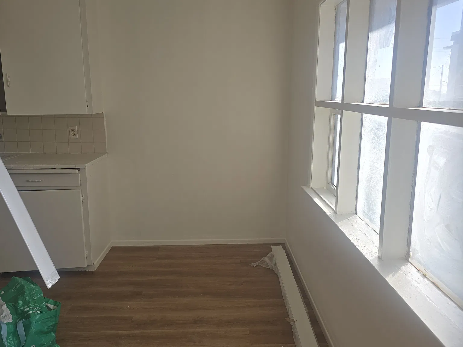 1467 E Main St — Photo 3