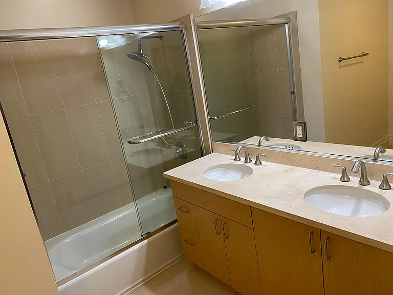 917 S New Hampshire Ave #211 — Photo 13
