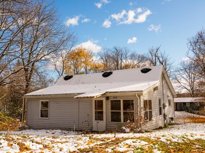 808 Clinton St, Marshall, MI, 49068