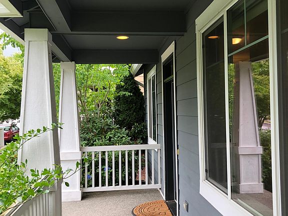 4th image of 2531 NE Julep St