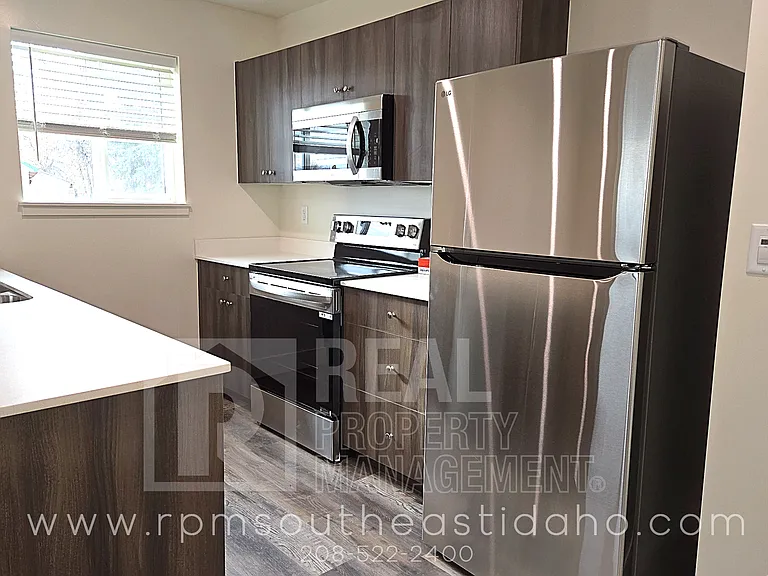 647 S 3 W — Photo 12