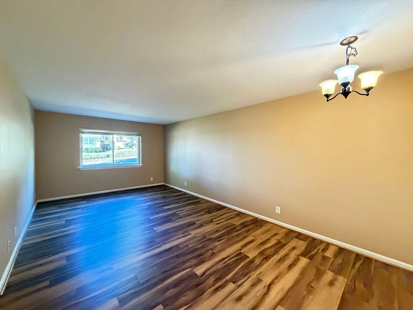 Highlands 2 bedroom apartment walking distance to Bardstown Road. — Photo 2
