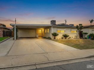 450 Atlantic Ave, Shafter, CA 93263