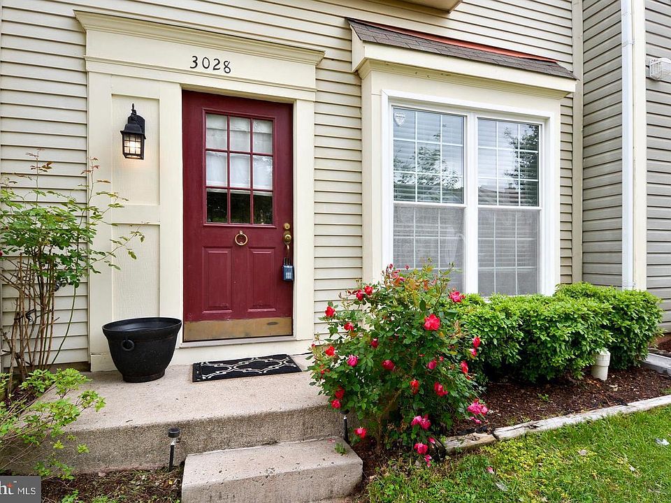 1st image of 3028 McMaster Ct