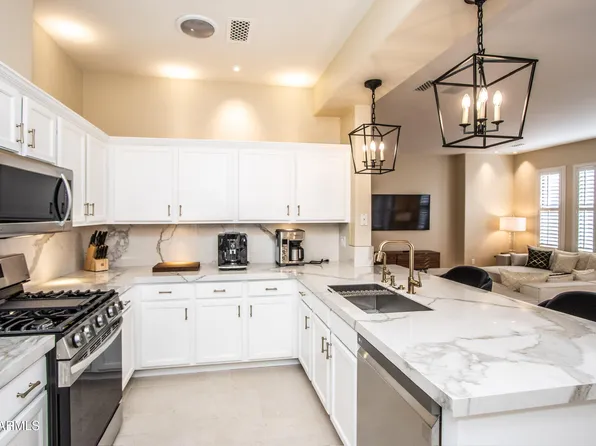 7445 E EAGLE CREST Drive #1068, Mesa, AZ 85207