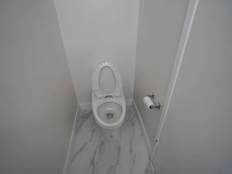 2396 Shoreside Ct — Photo 11