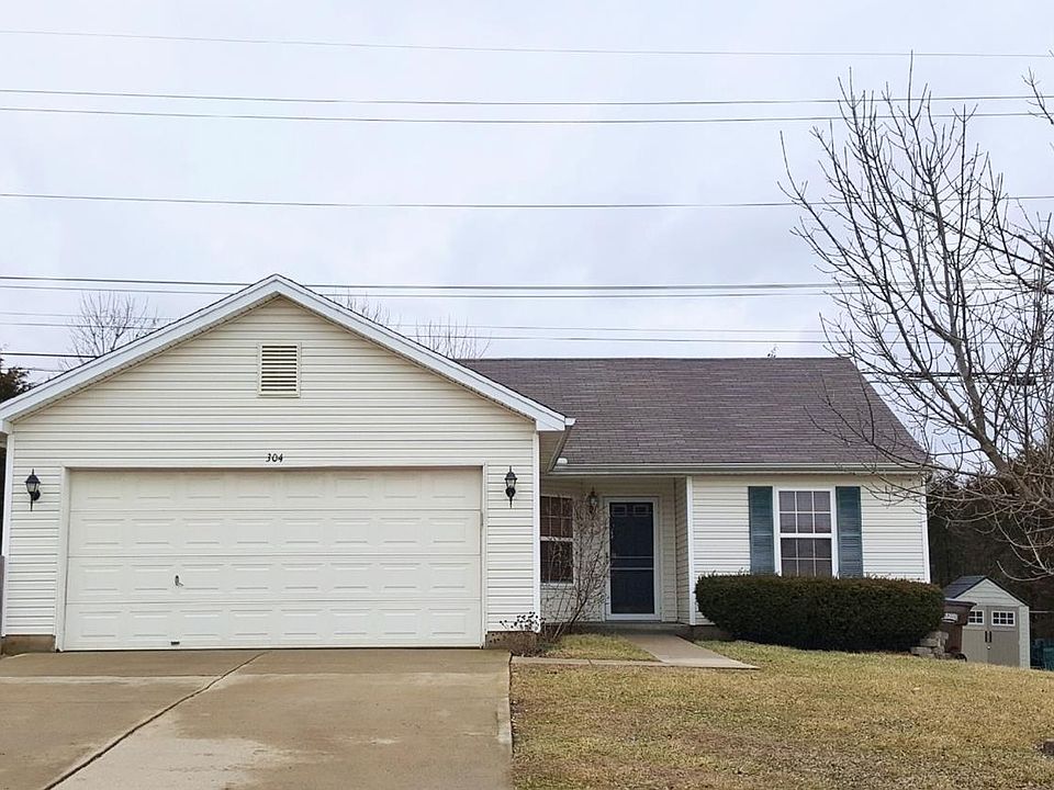 1st image of 304 Triple Crown Dr