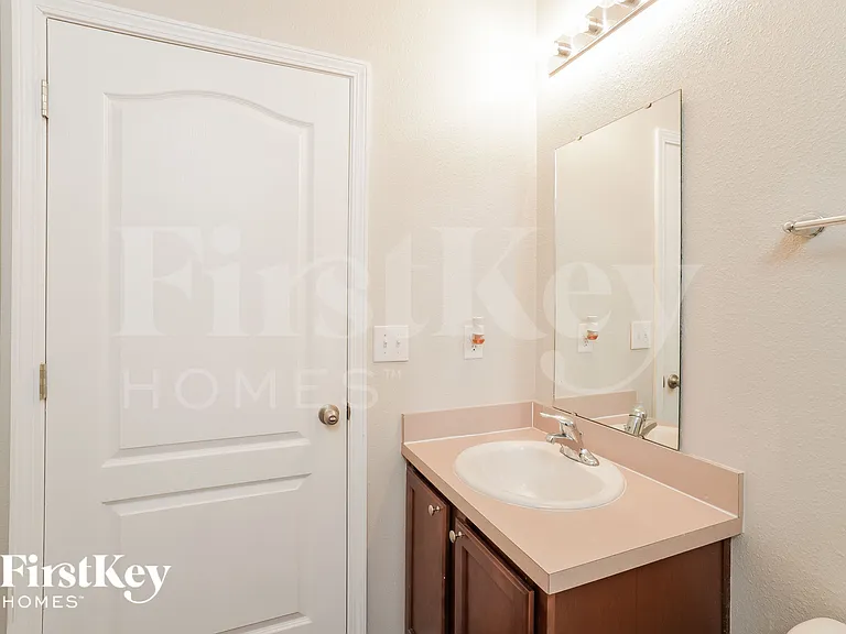3526 Summit Oaks Dr — Photo 14