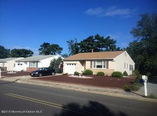 110 Northumberland Dr, Toms River, NJ 08757