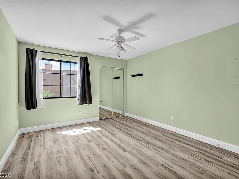 5118 S Jones Blvd #206 — Photo 13