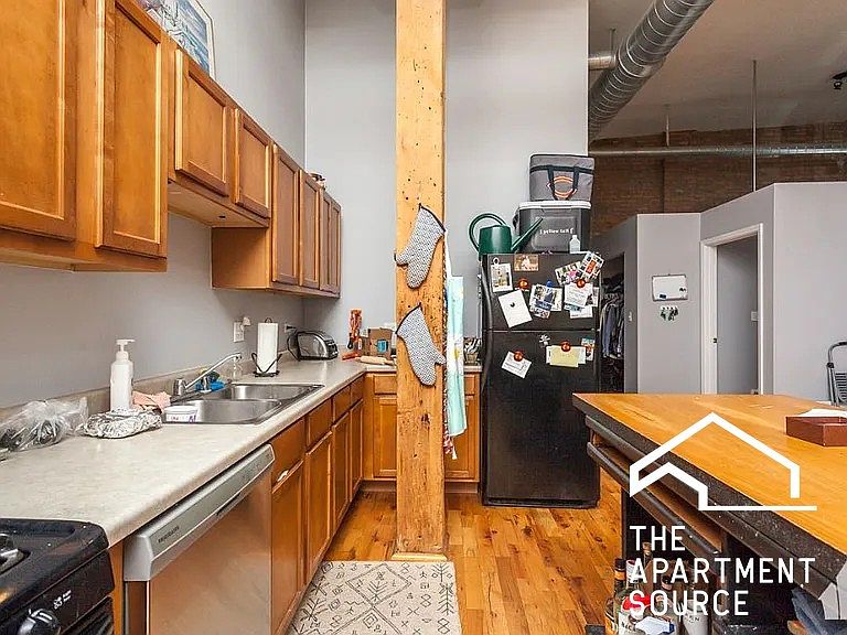 1st image of 1832 S Bishop St #1