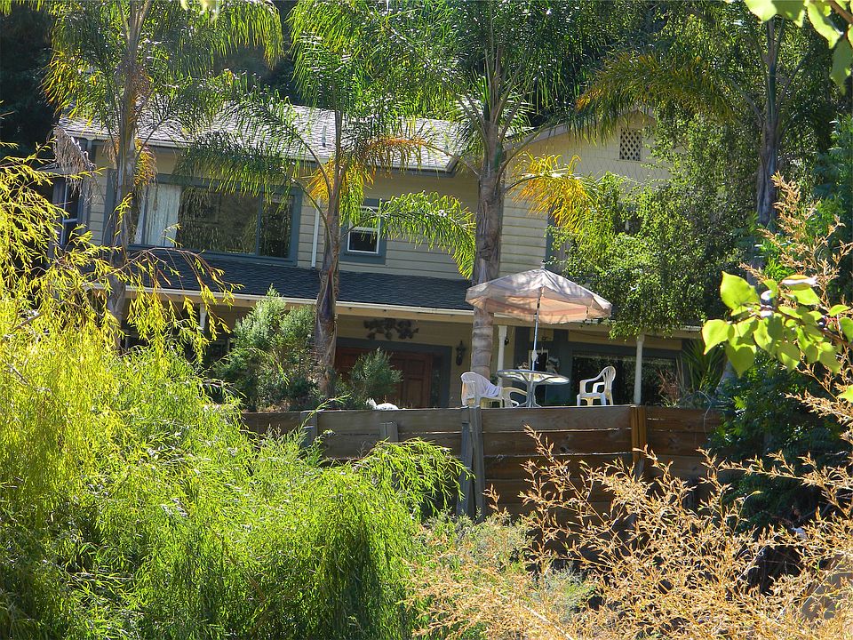 1st image of 2601 Glenwood Dr