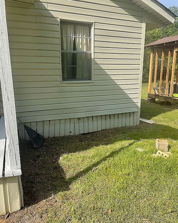 2nd image of 653 Fuller Rd