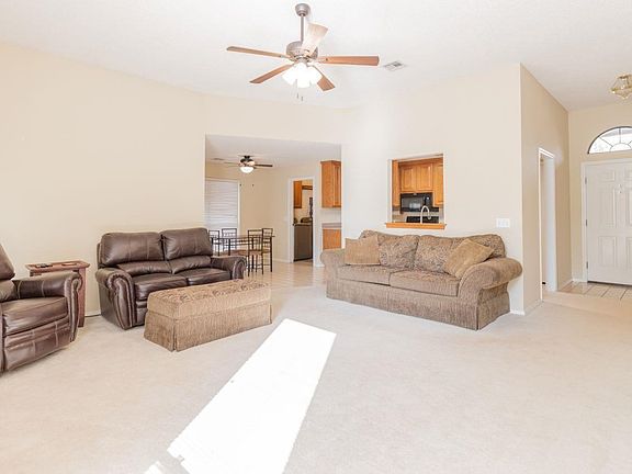 4th image of 124 S Keats Dr