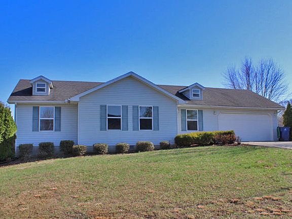 3rd image of 236 Canterbury Dr