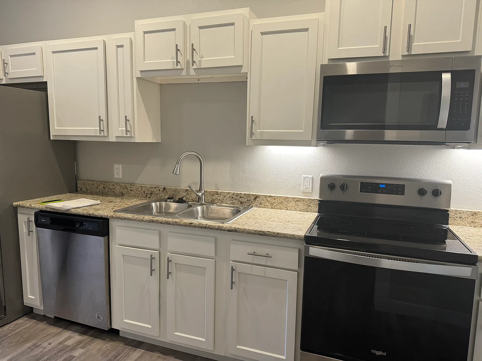 Carefree Boutique Apartments — Photo 3