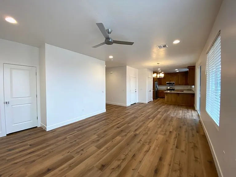 438 Stone Mountain Dr #52 — Photo 5