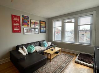 2502 N Rockwell St APT 2, Chicago, IL 60647