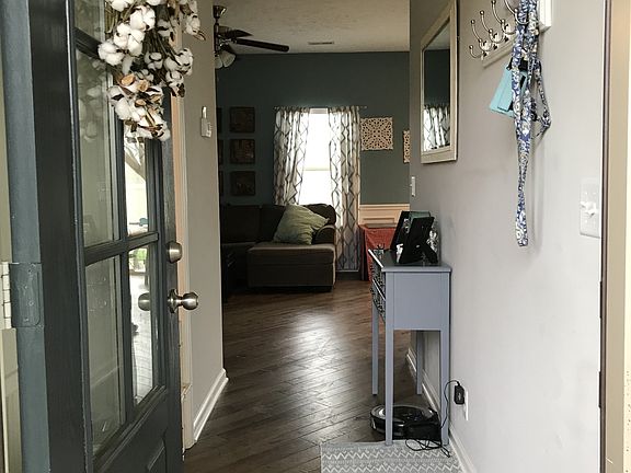 3rd image of 1724 Warmingfield Dr