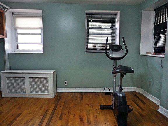 5th image of 3601 Irwin Ave #1