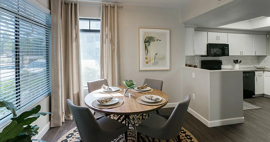 The Heritage Apartment Homes — Photo 4