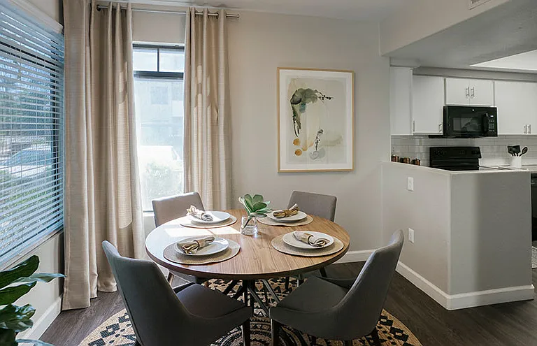 The Heritage Apartment Homes — Photo 4